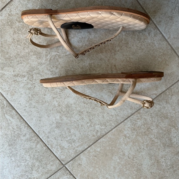 Authentic Chanel Classic Beige/Nude Lambskin Chain T Strap Sandals - Picture 9 of 9